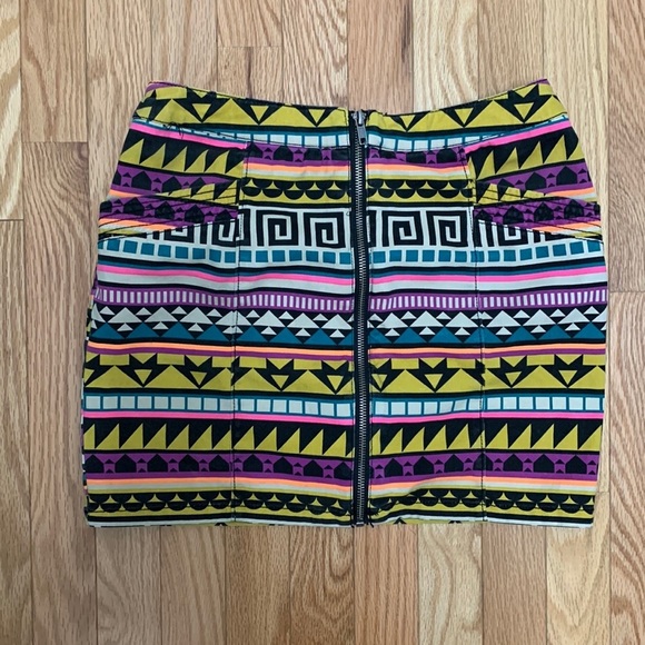 Divided Dresses & Skirts - Graphic Zip Mini Skirt